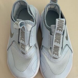 Nike Toddler size 9C Light Blue Slip-On Shoes